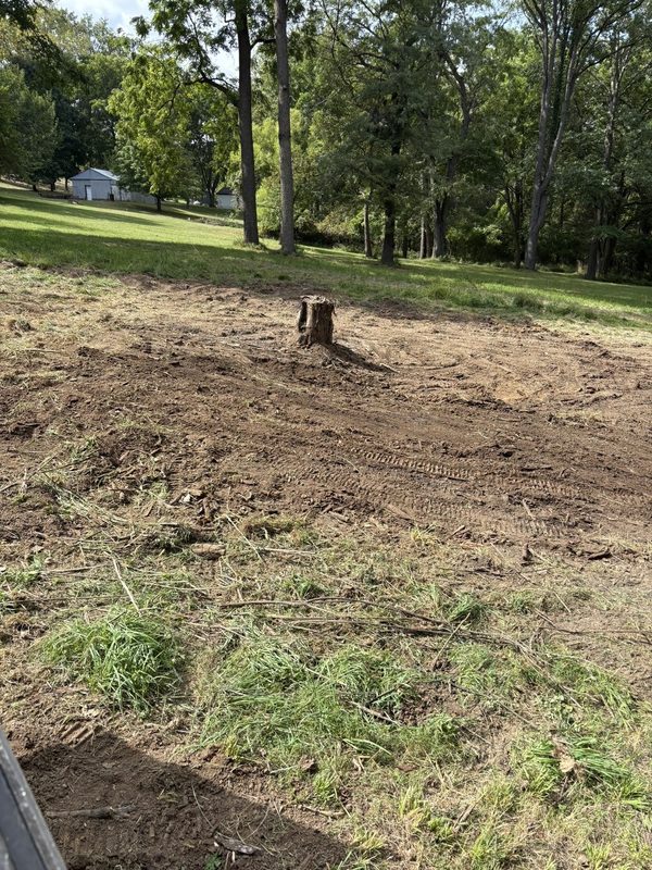 Lot cleared back to open ground, a real J.E. Ward job in Central Illinois